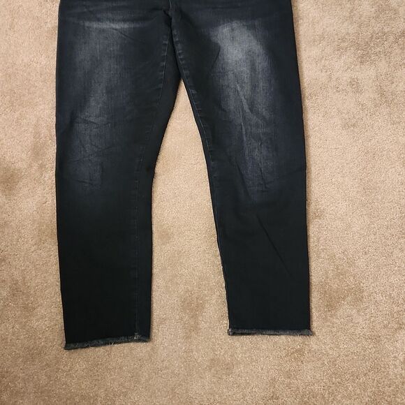 Wit & Wisdom Women's Dark Wash Skinny Jeans w/ Raw Hem Size 12 - Picture 3 of 8